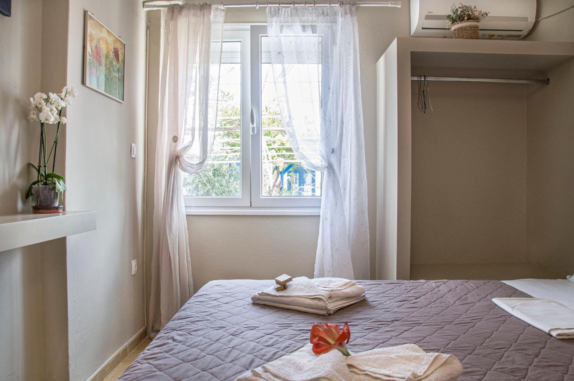 Christina Rooms 阿达玛斯 外观 照片